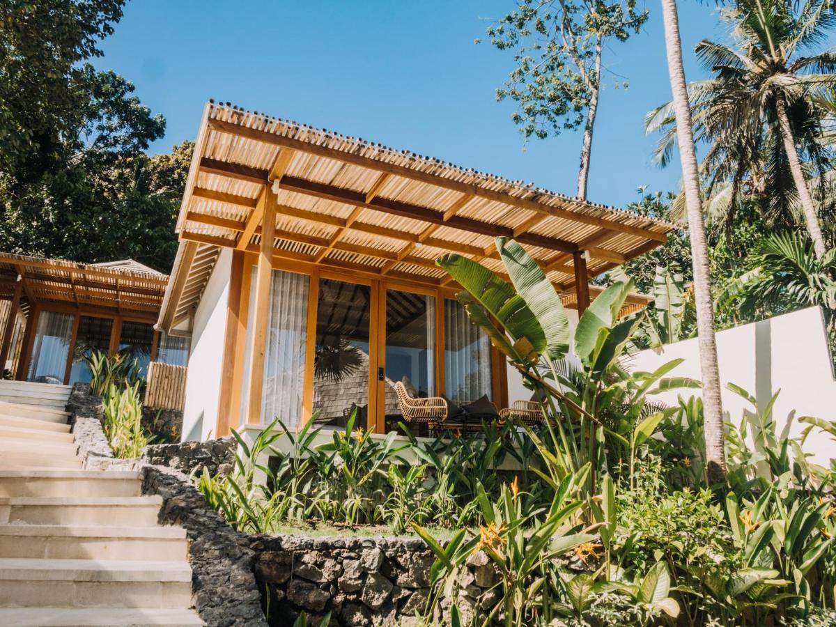 Neano Escape Hotel Manggis  Exterior photo The Villas at the resort