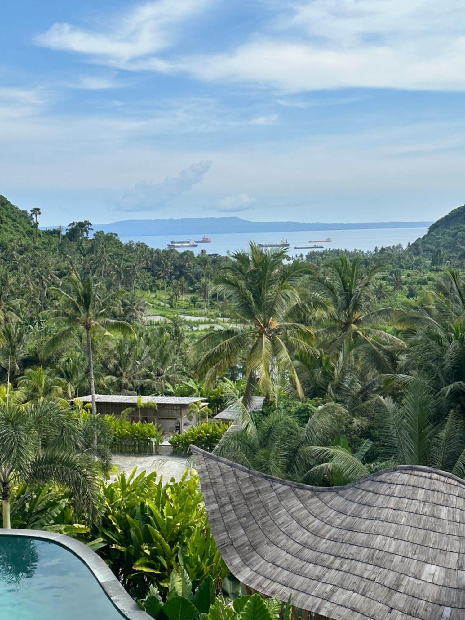 Neano Escape Hotel Manggis  Exterior photo
